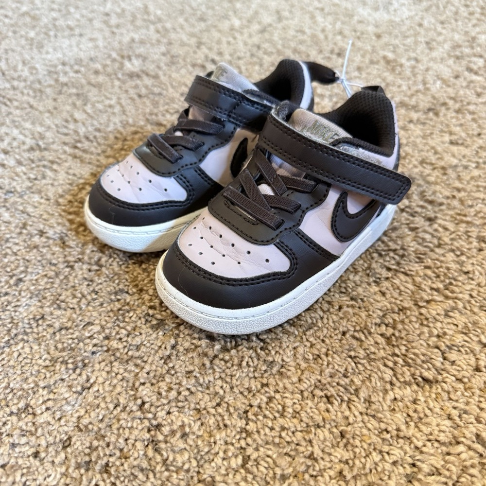 Nike Court Borough Toddler Shoes Size 6C Purple Low Top Sneakers 839988-602